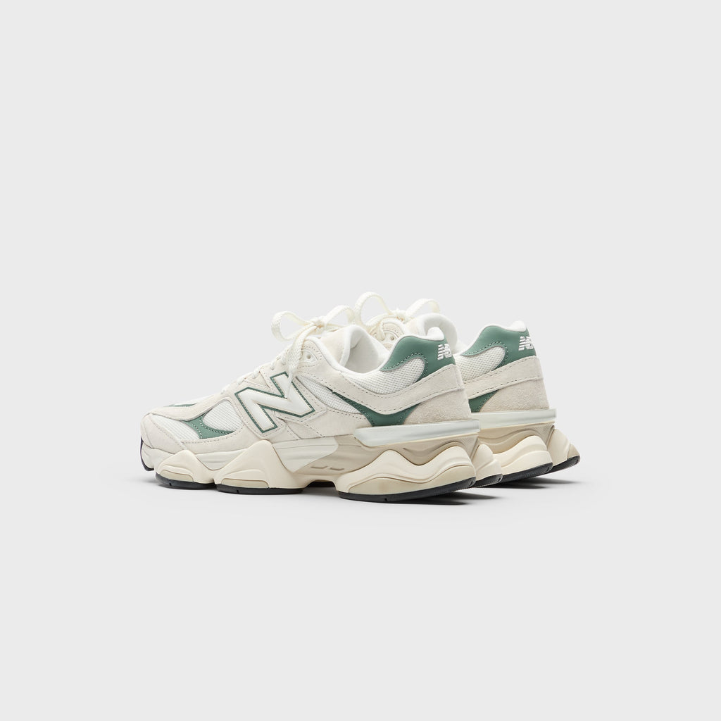 New Balance 9060 - Linen / Dark Juniper