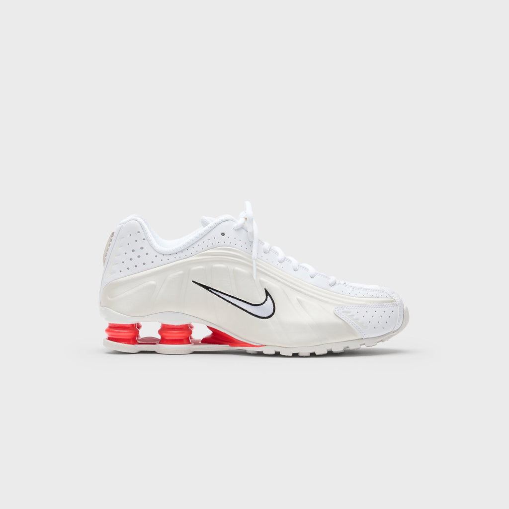 Nike WMNS Shox R4 - White / Phantom / Picante Red