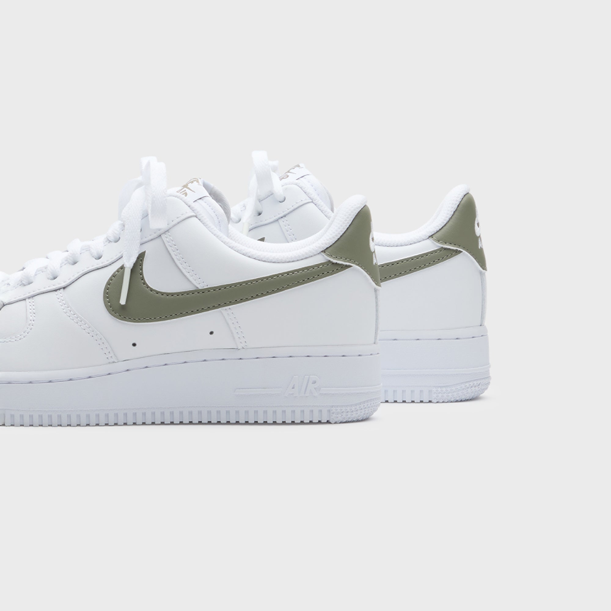 Nike Air Force 1 '07 Ess - White / Light Army