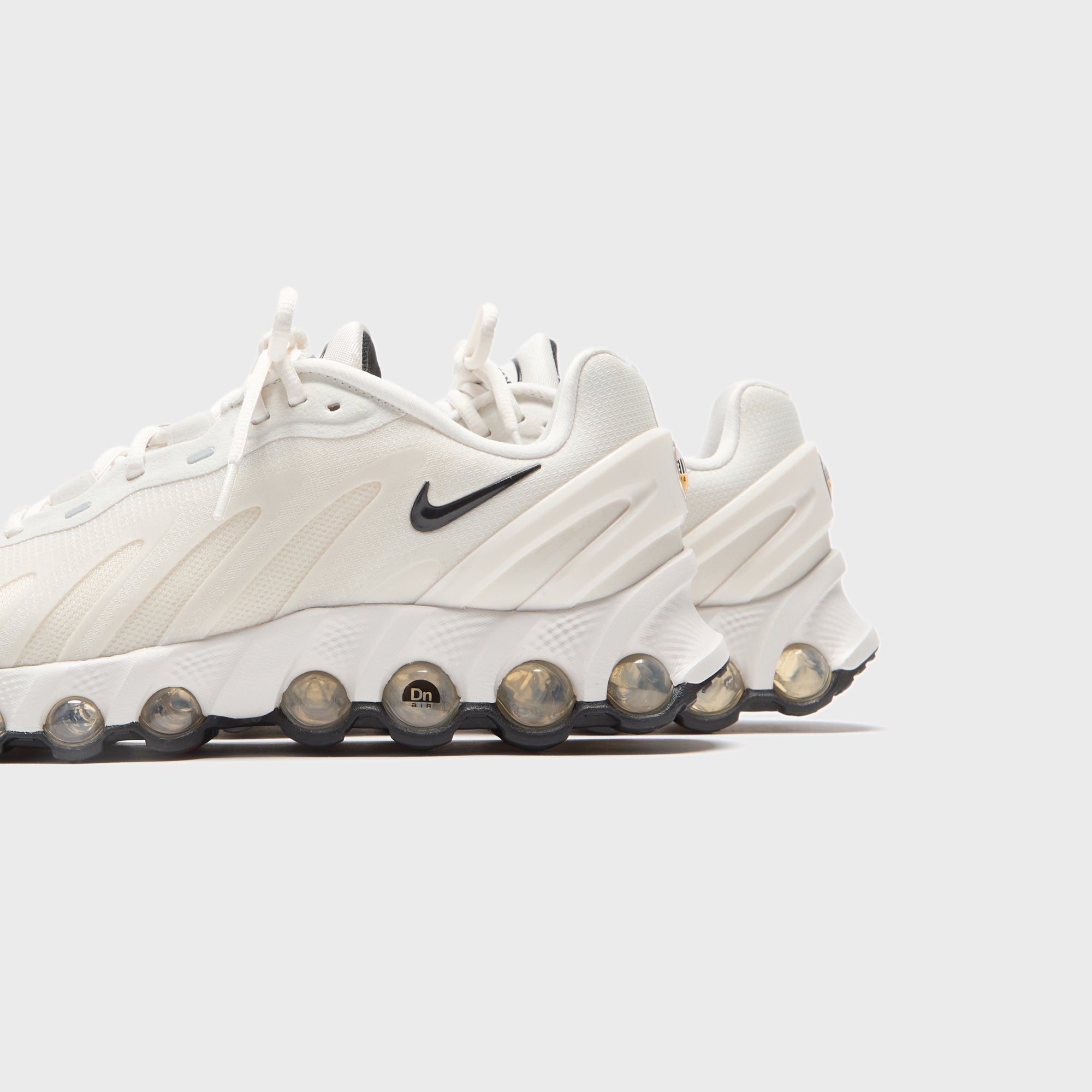 Nike Air Max DN8 - Phantom / Black / Phantom / Black