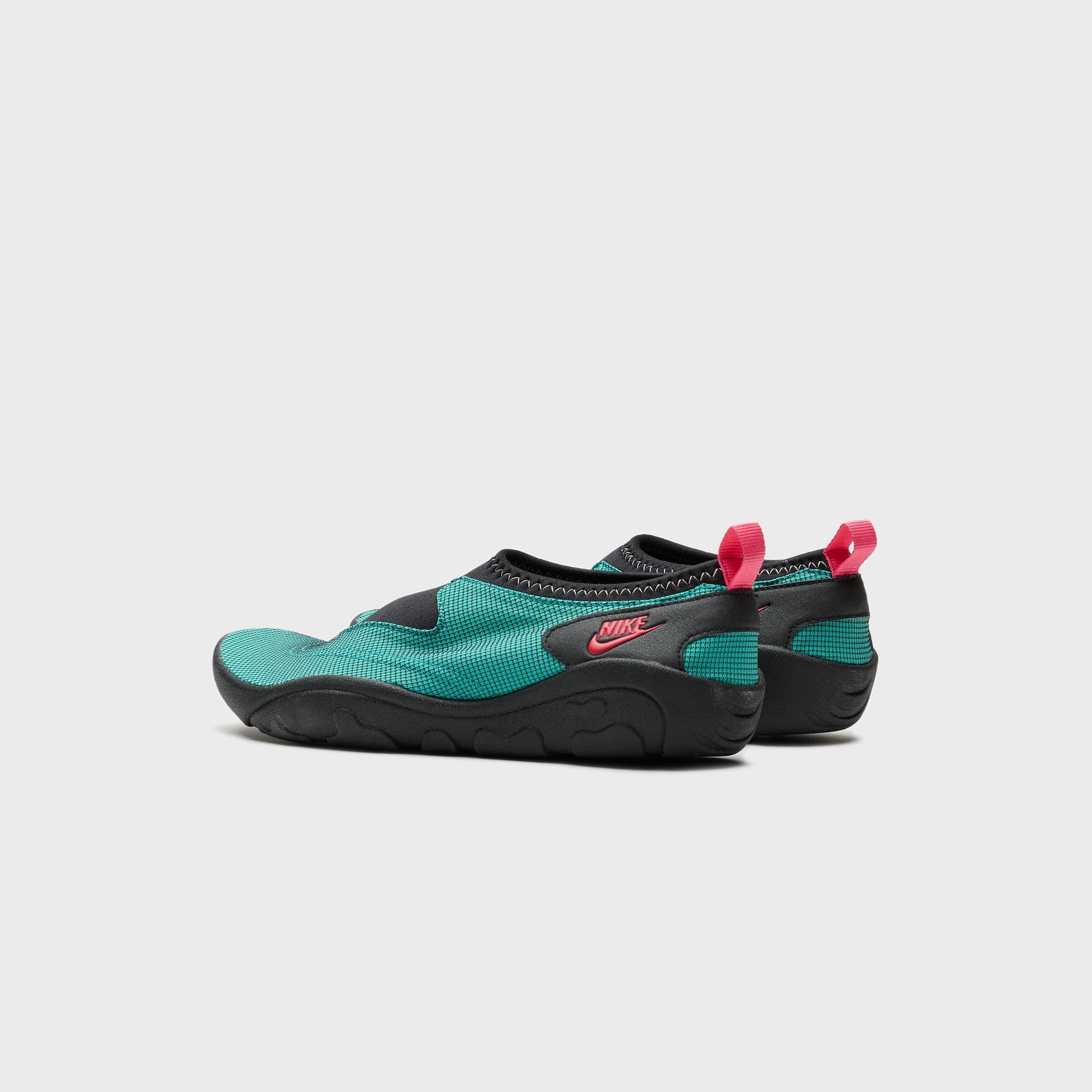 Nike Aqua Turf - Turbo Green / Black / Washed Coral / Team Scarlet