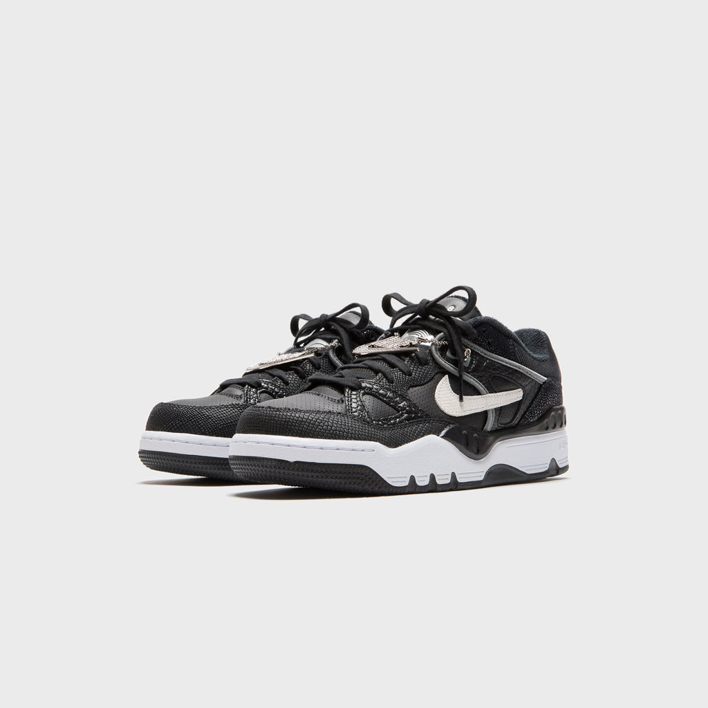 Nike x NIGO Air Force 3 Low - Black / White