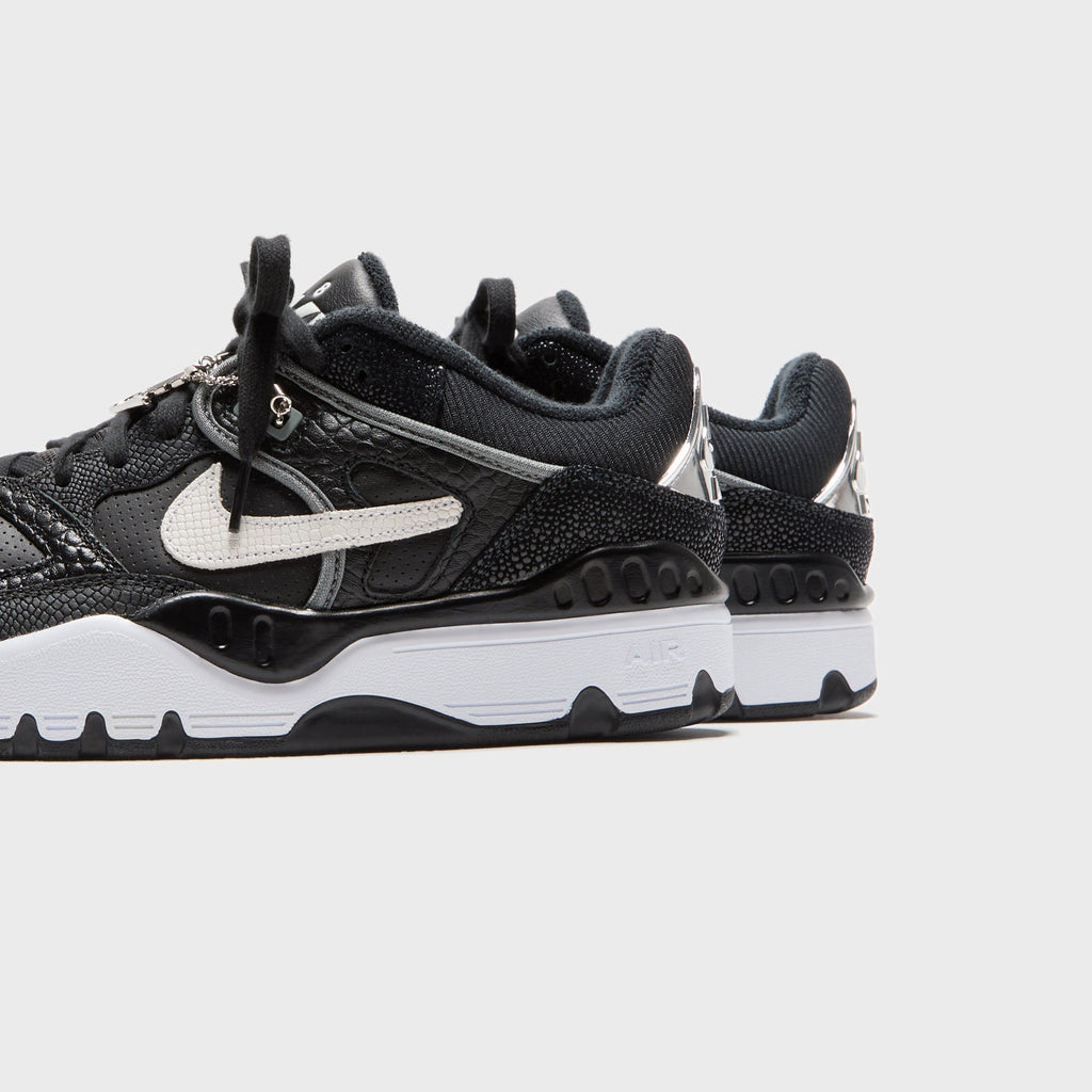 Nike x NIGO Air Force 3 Low - Black / White