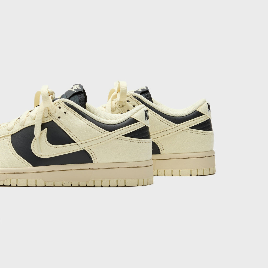 Nike WMNS Dunk Low  - Off-Noir / Light Khaki / Alabaster