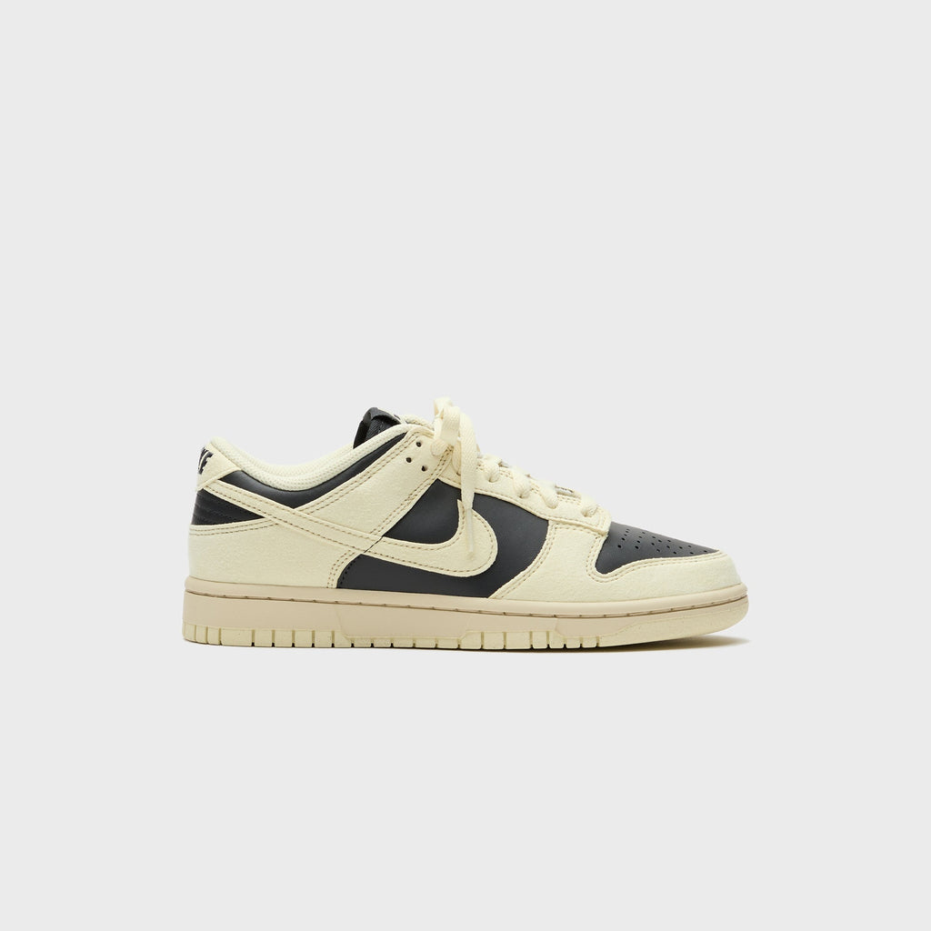 Nike WMNS Dunk Low  - Off-Noir / Light Khaki / Alabaster
