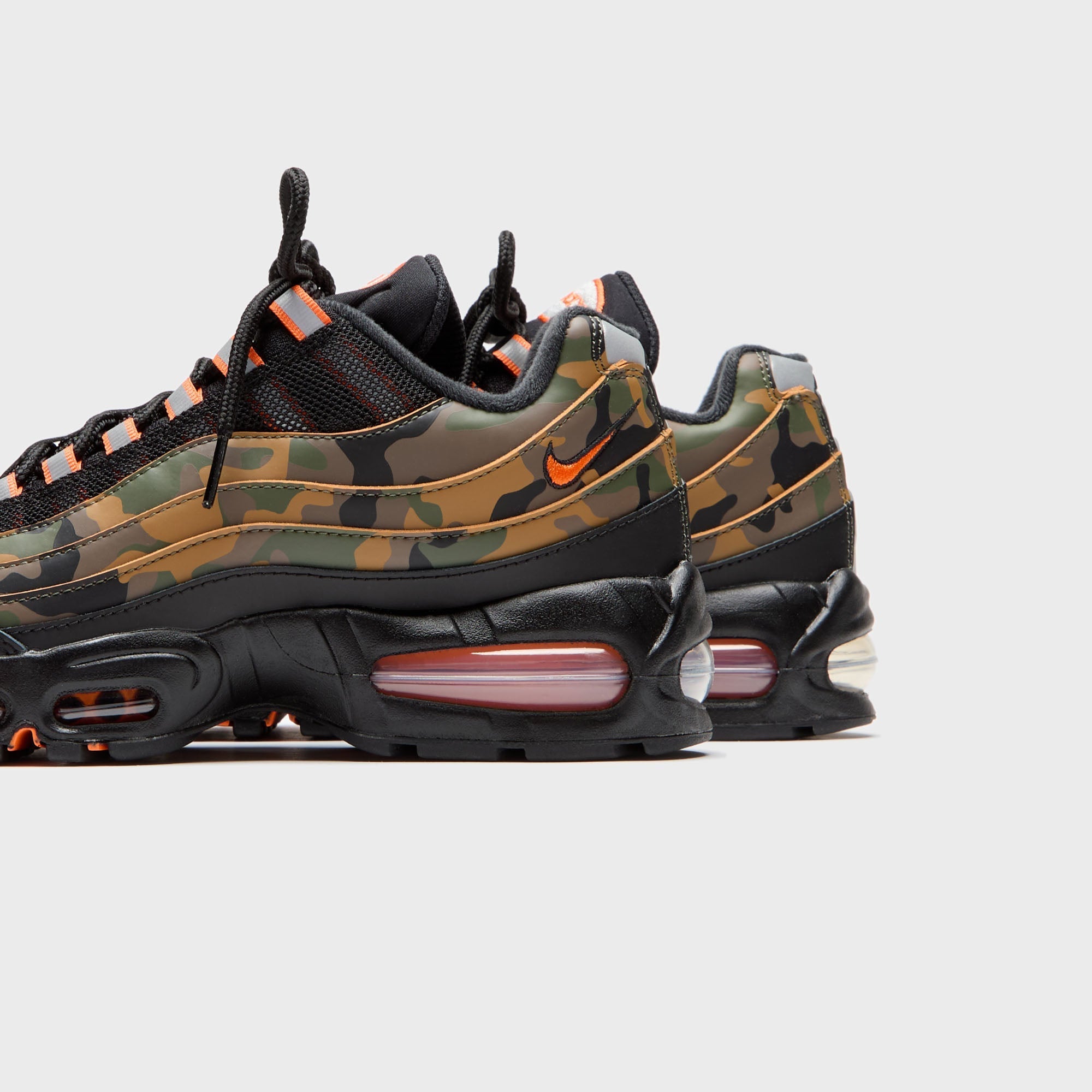 Nike Air Max 95 OG - Black / Golden Beige