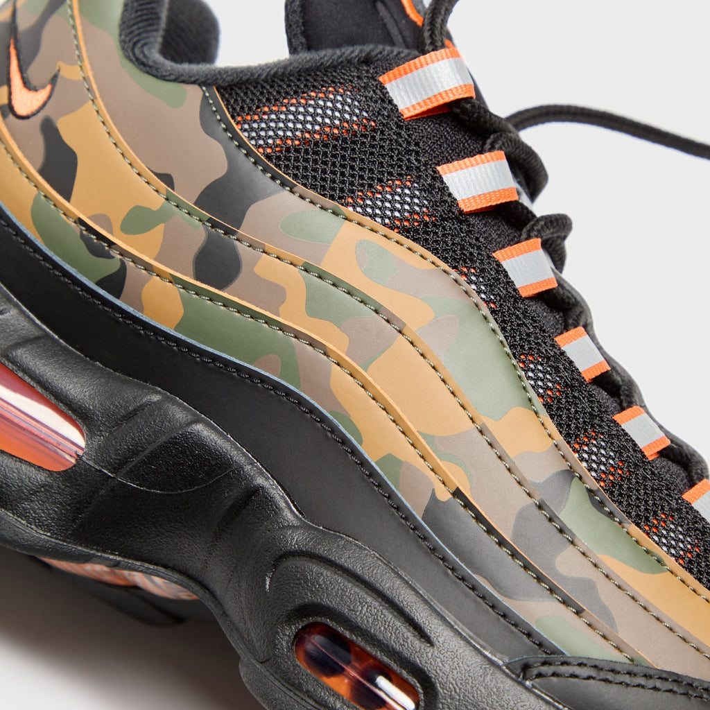 Nike Air Max 95 OG - Black / Golden Beige