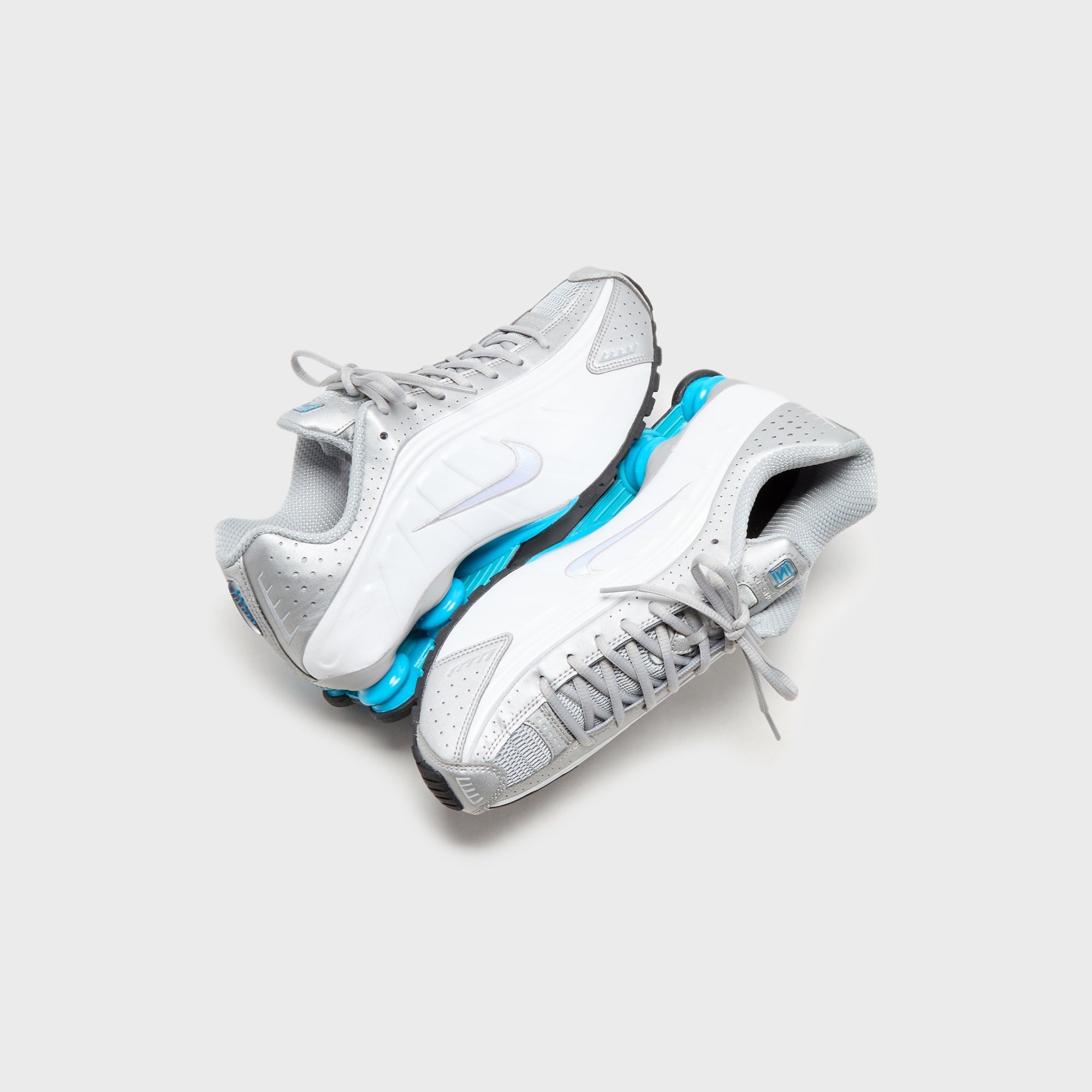 Nike Shox R4 - Metallic Silver / White / Blue Lagoon