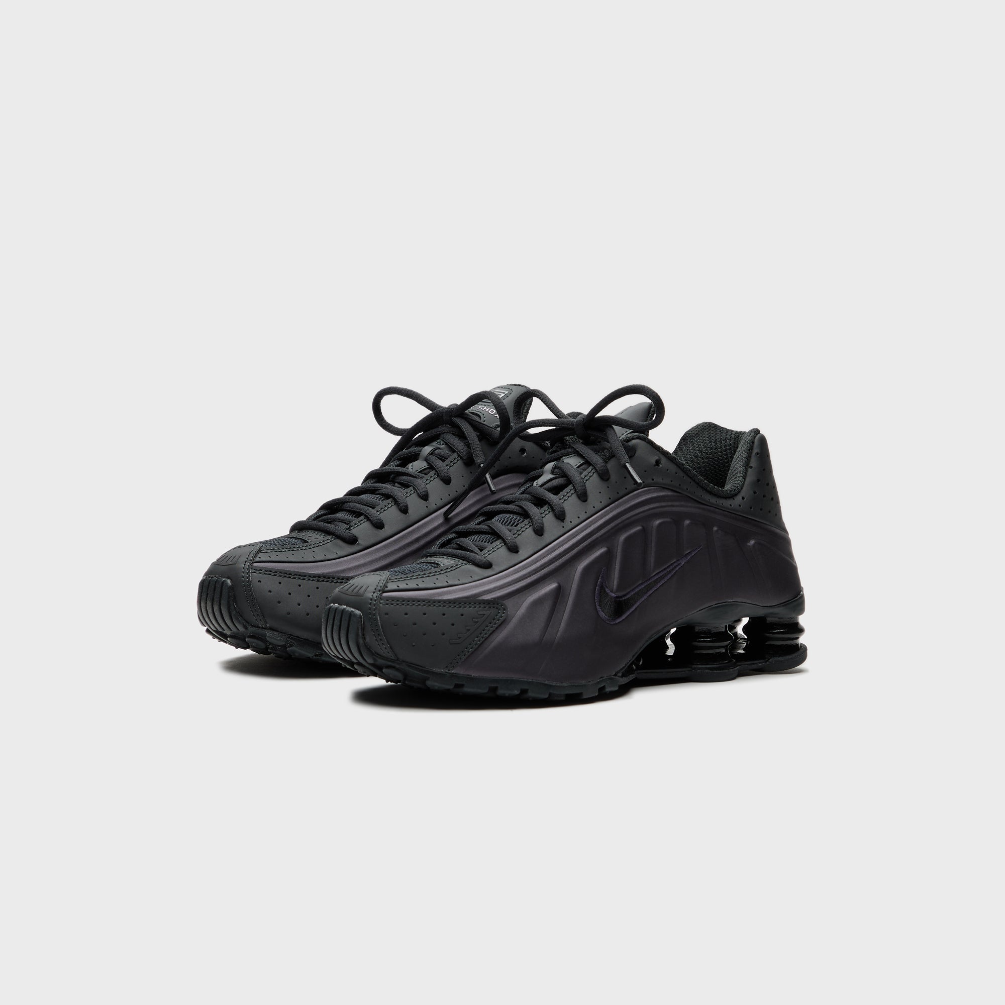 Nike Shox R4 - Cave Purple / Off Noir / Black
