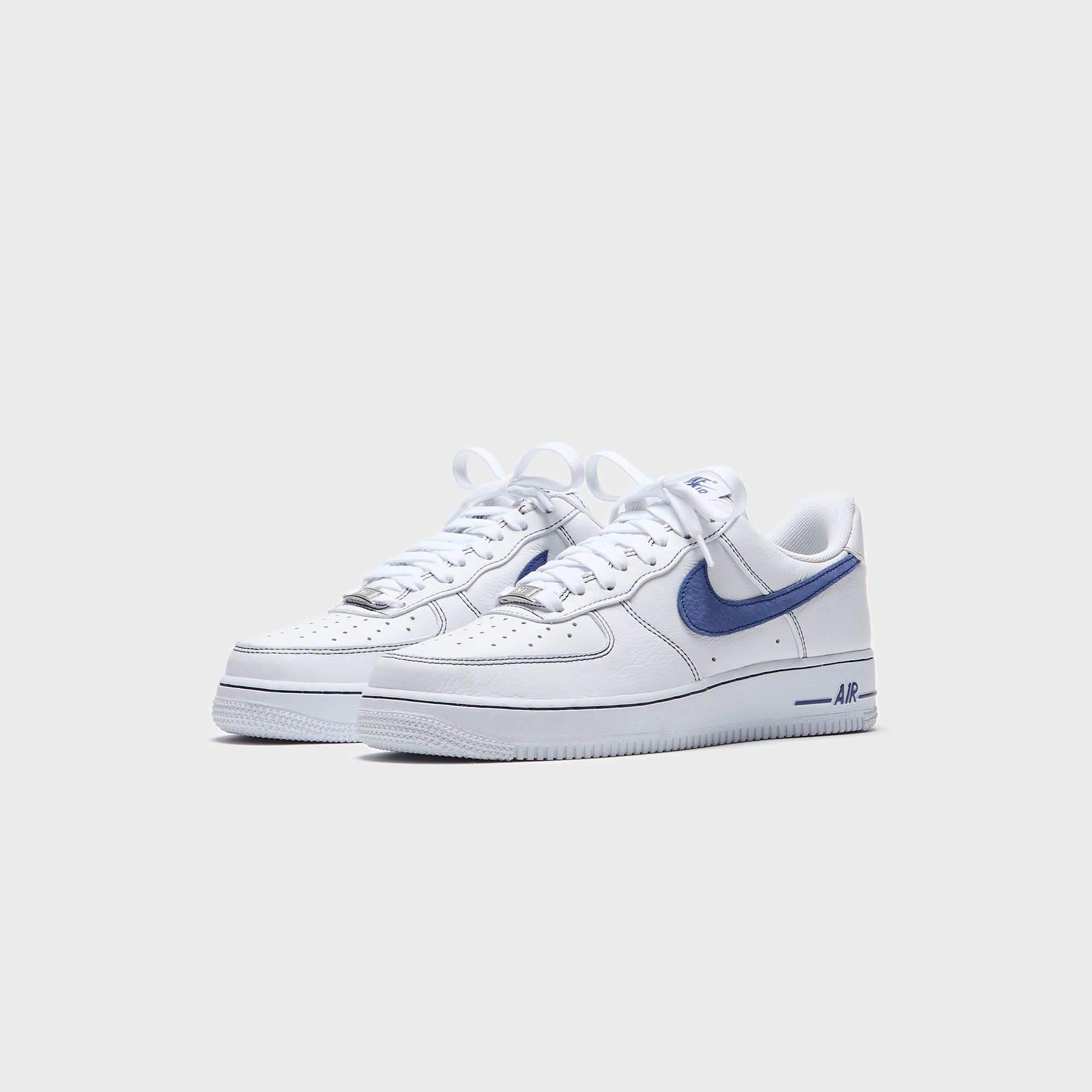Nike Air Force 1 `07 - White / Deep Royal Blue