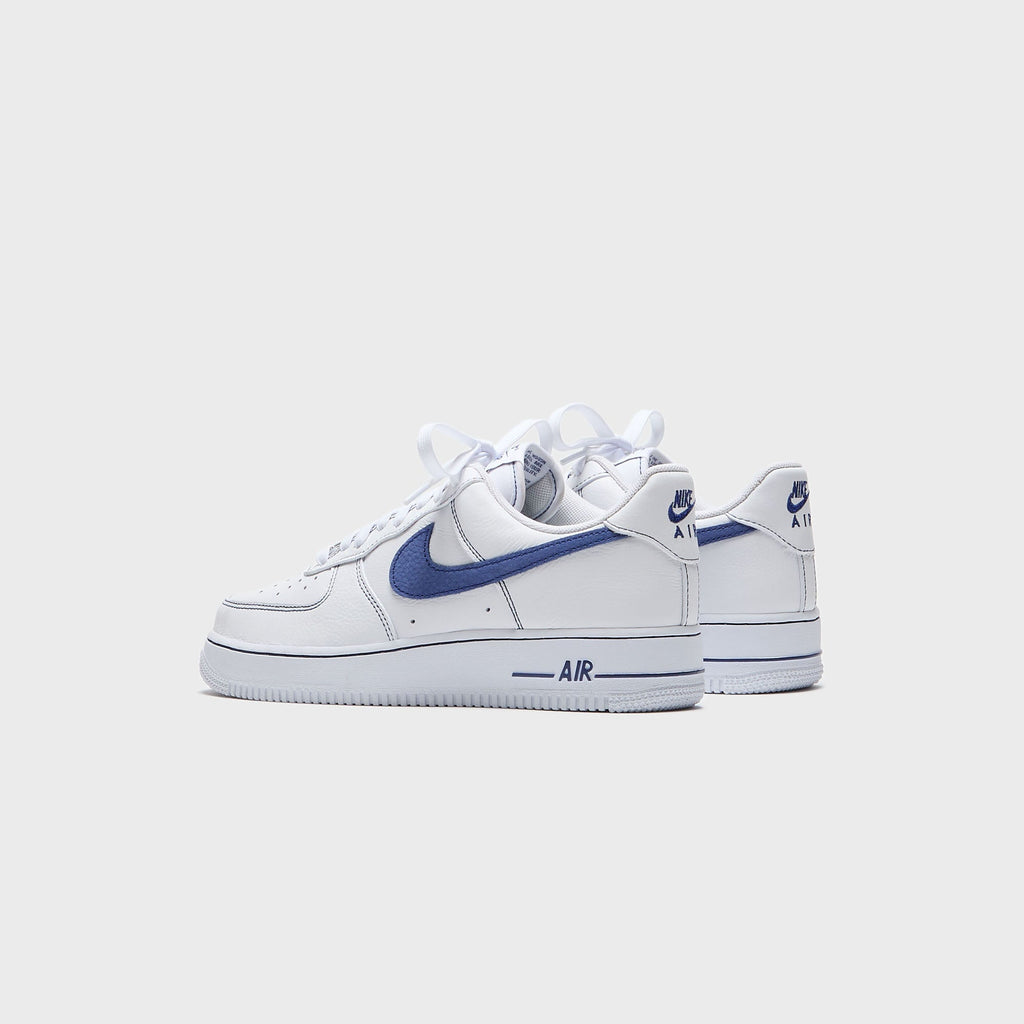 Nike Air Force 1 `07 - White / Deep Royal Blue