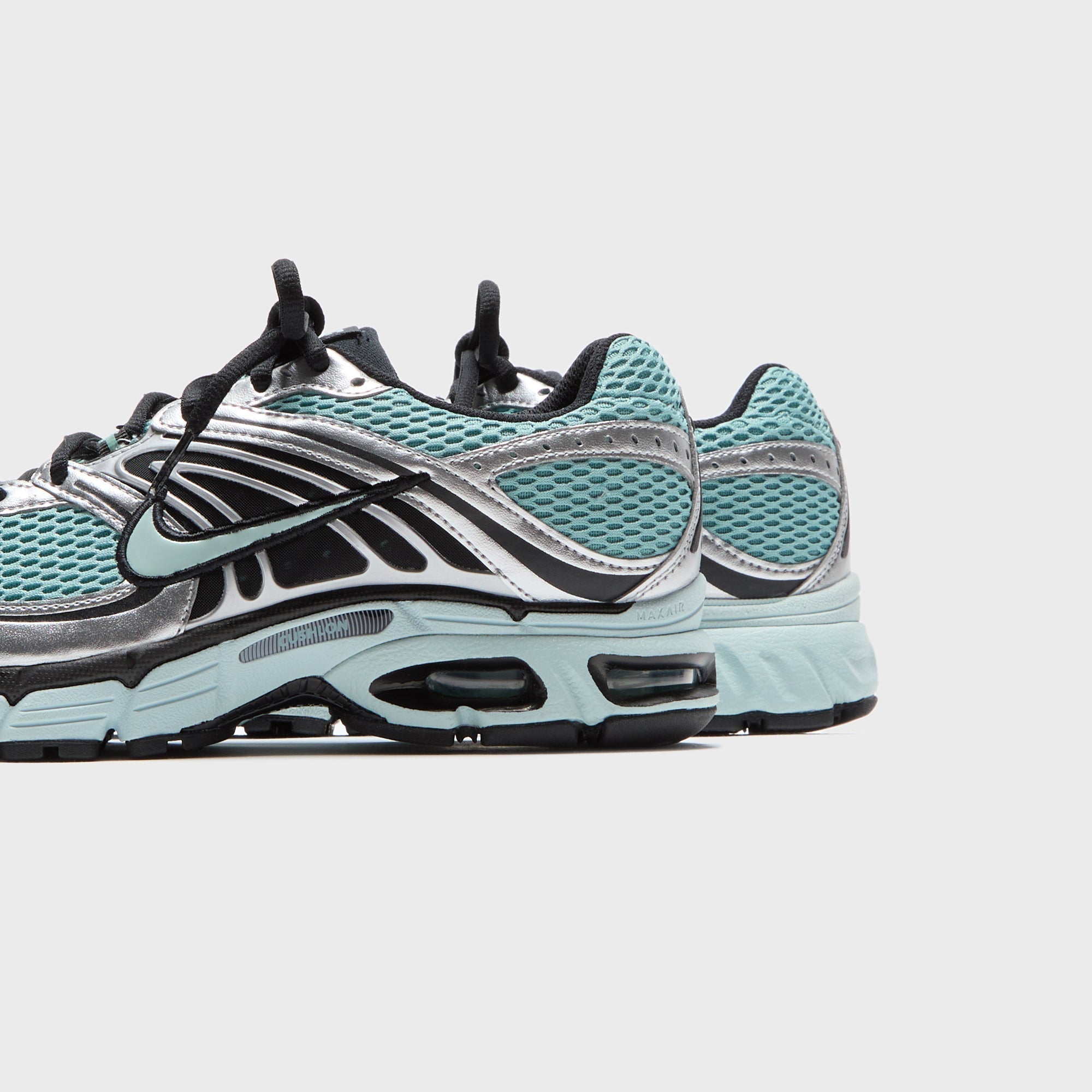 Nike WMNS Air Max Moto 2K - Cannon / Green Haze / Black / Metallic Silver