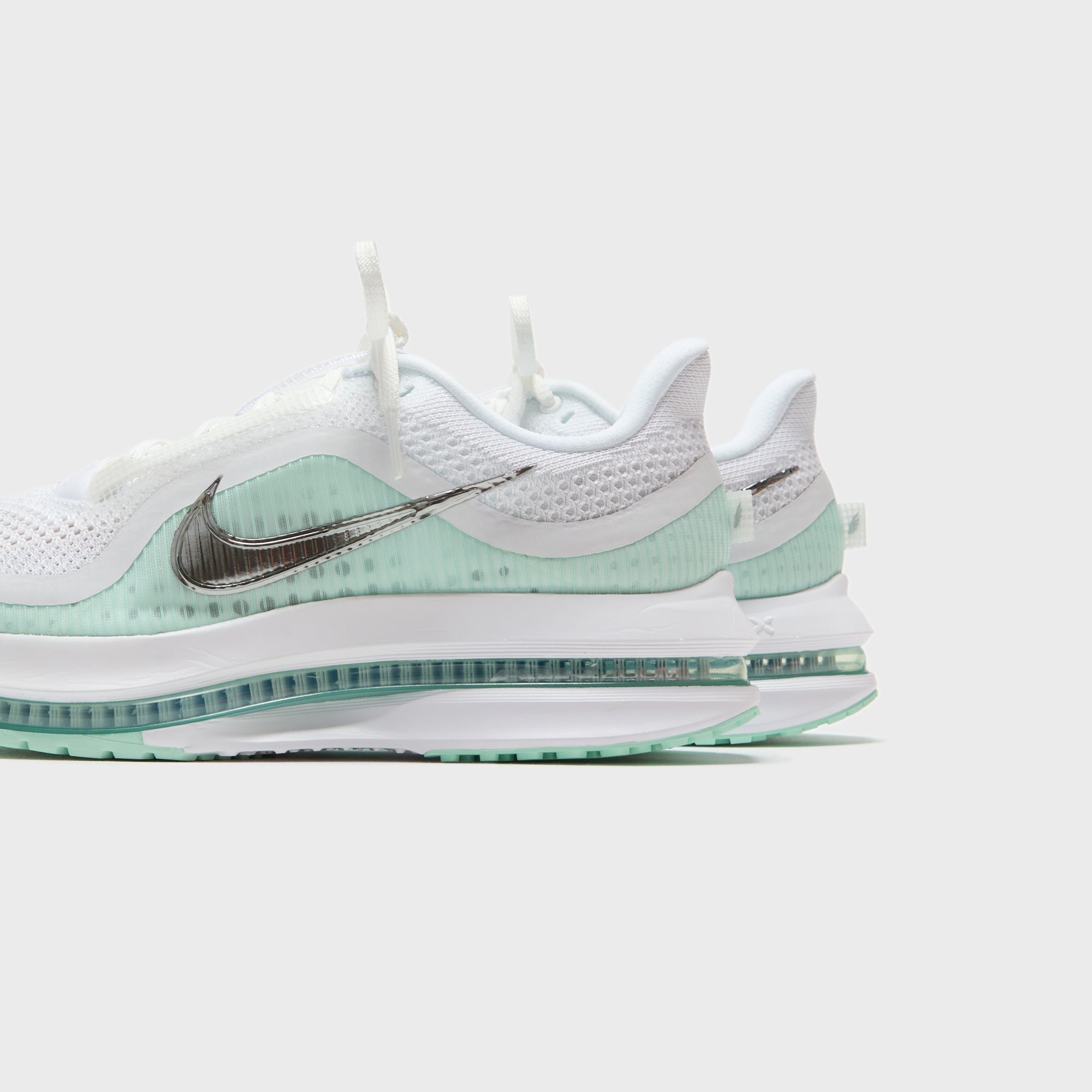 Nike WMNS Pegasus Premium - White / Metallic Silver / Mint Foam / Cannon