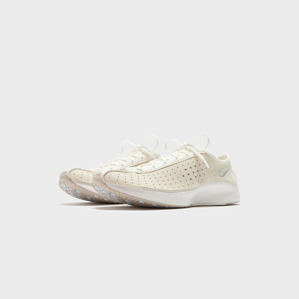 Nike WMNS Air Superfly - Coconut Milk / Metallic Silver