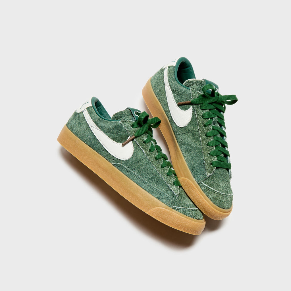 Nike x Devin Booker x Chevrolet Blazer Low - Team Dark Green / Sail / Gum Yellow