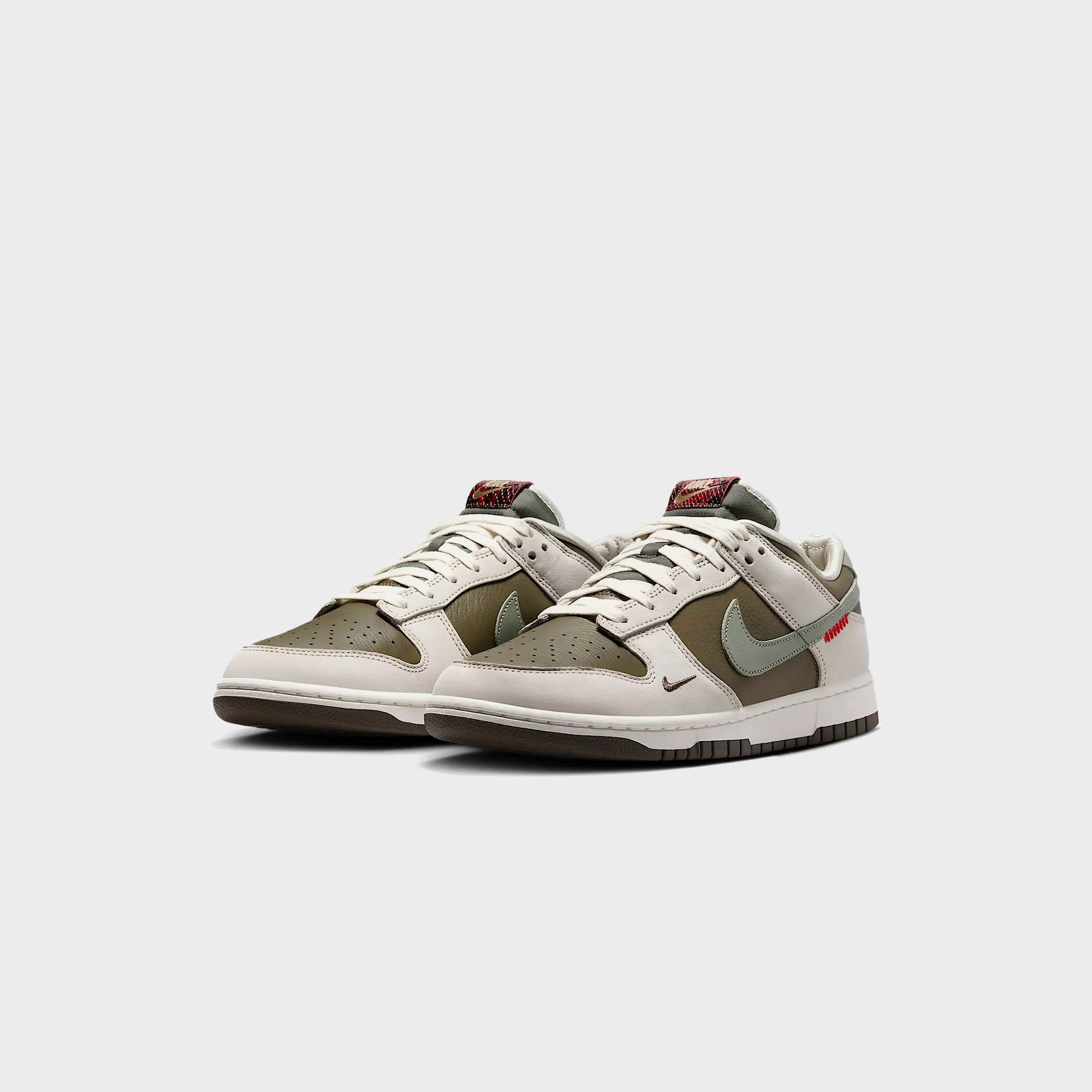 Nike Dunk Low - Medium Olive / Jade Horizon / Sail / Ironstone