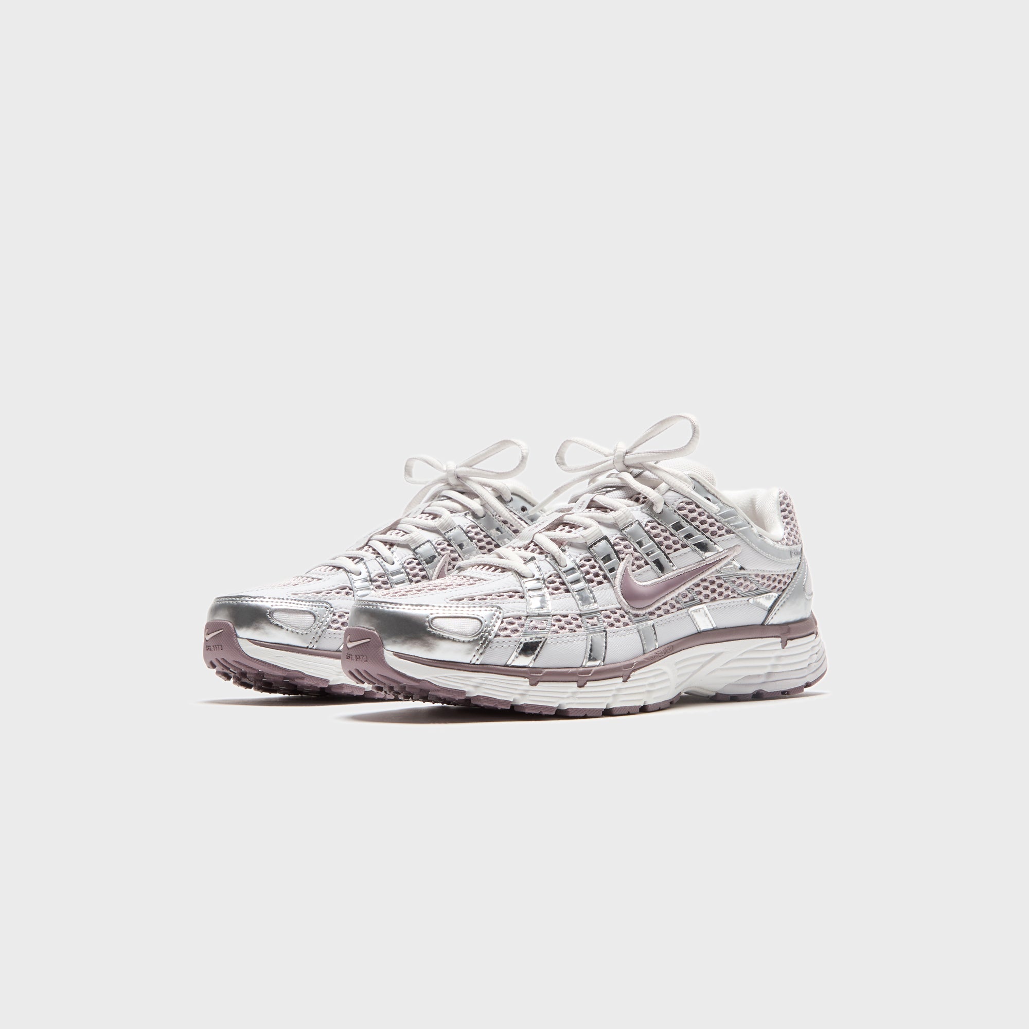 Nike WMNS P-6000 - Platinum Violet / Vast Grey / Summit White / Taupe Grey