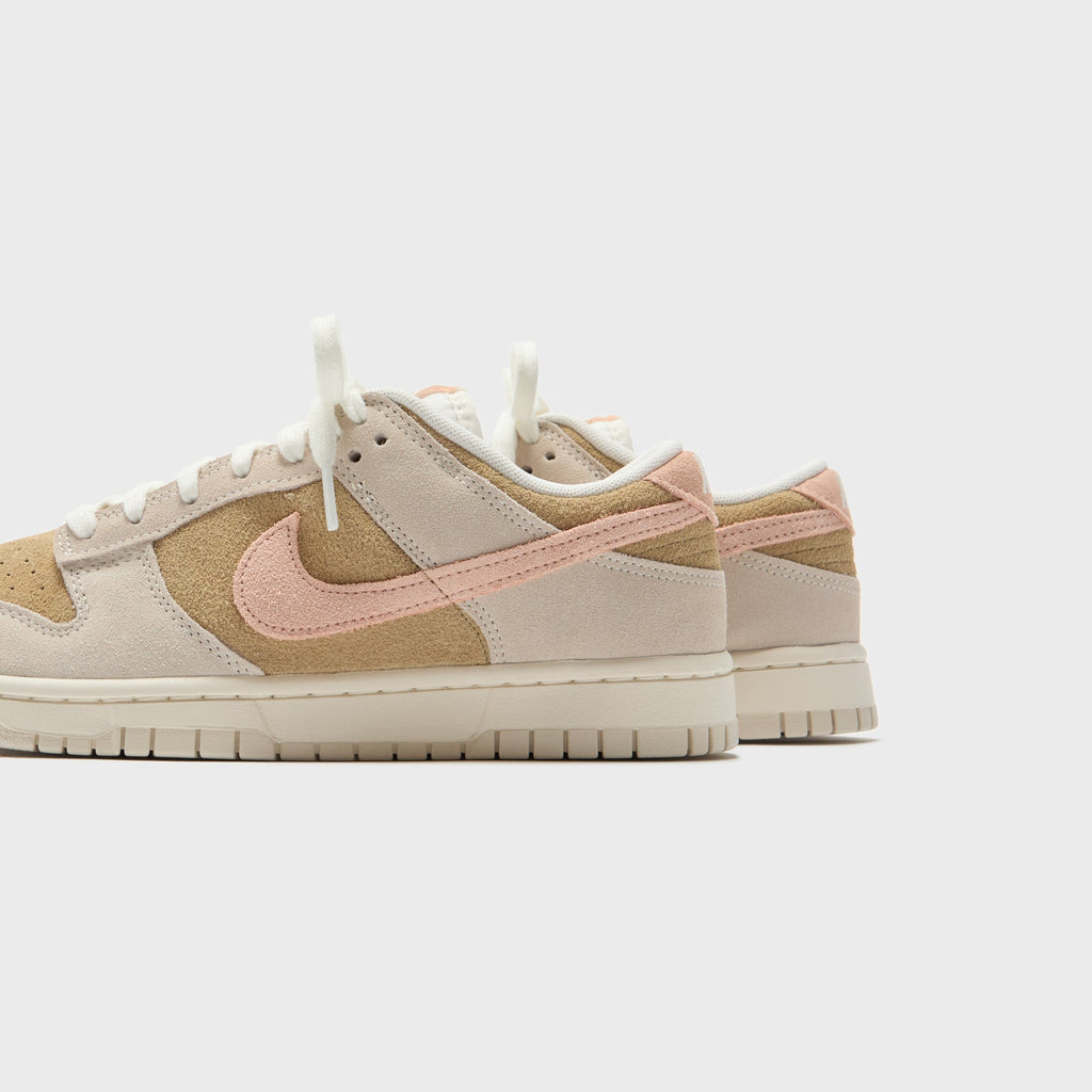 Nike WMNS Dunk Low - Phantom / Parachute Beige / Sail / Washed Coral