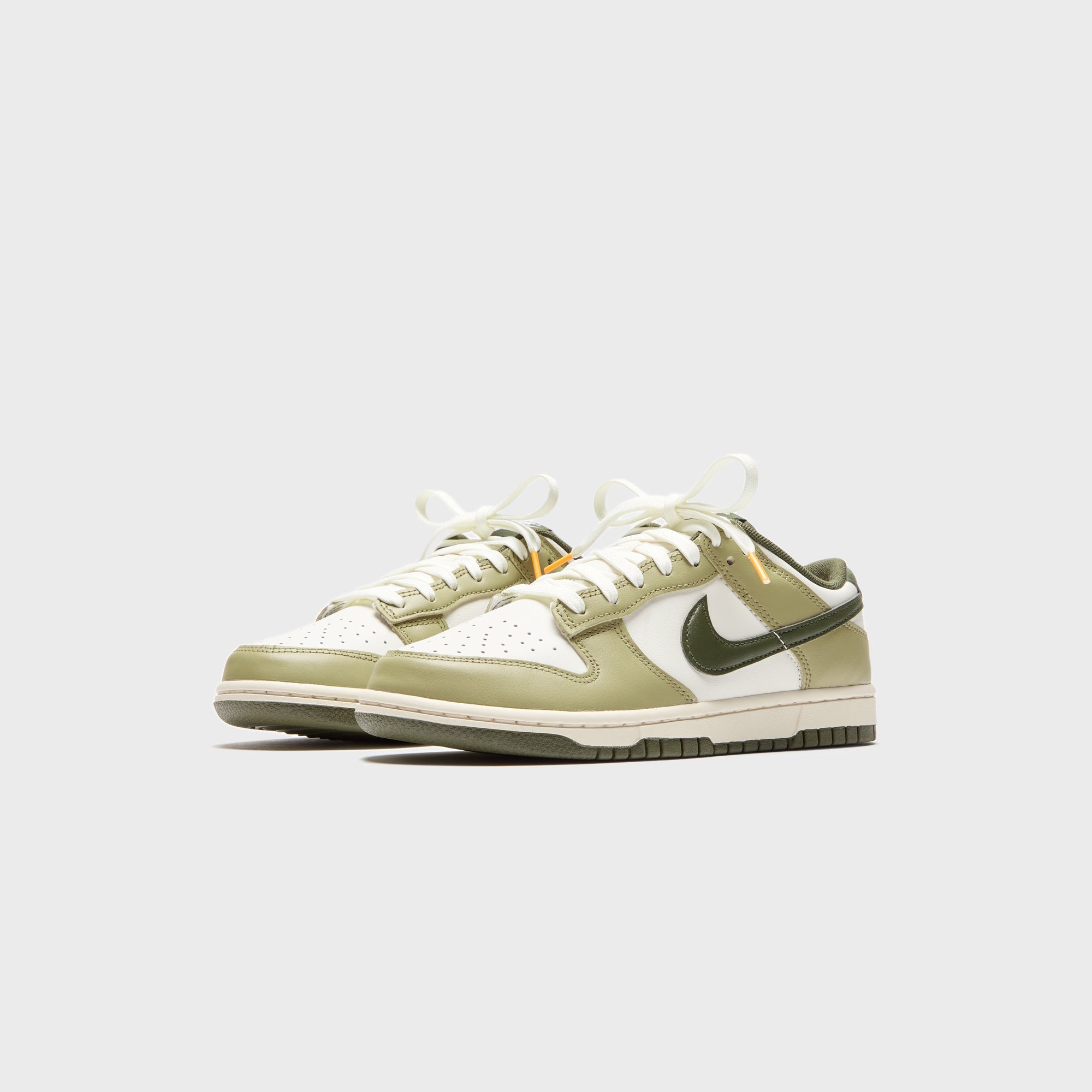 Nike Dunk Low Retro - Neutral Olive / Cargo Khaki / Phantom