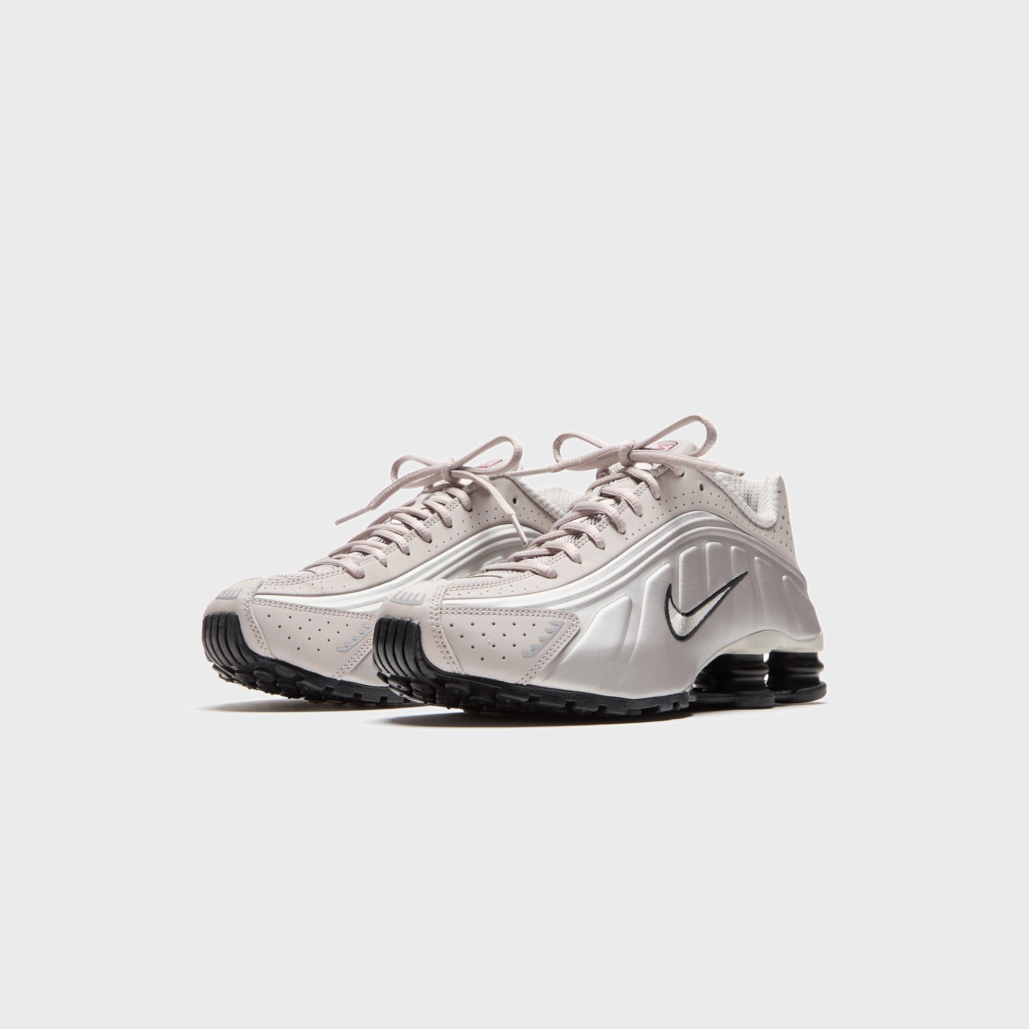 Nike Shox R4 - College Grey / University Red / Metallic Silver / Black