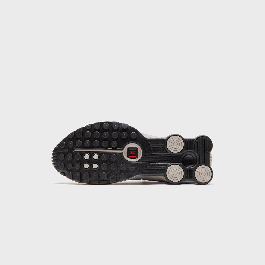 Nike Shox R4 - College Grey / University Red / Metallic Silver / Black