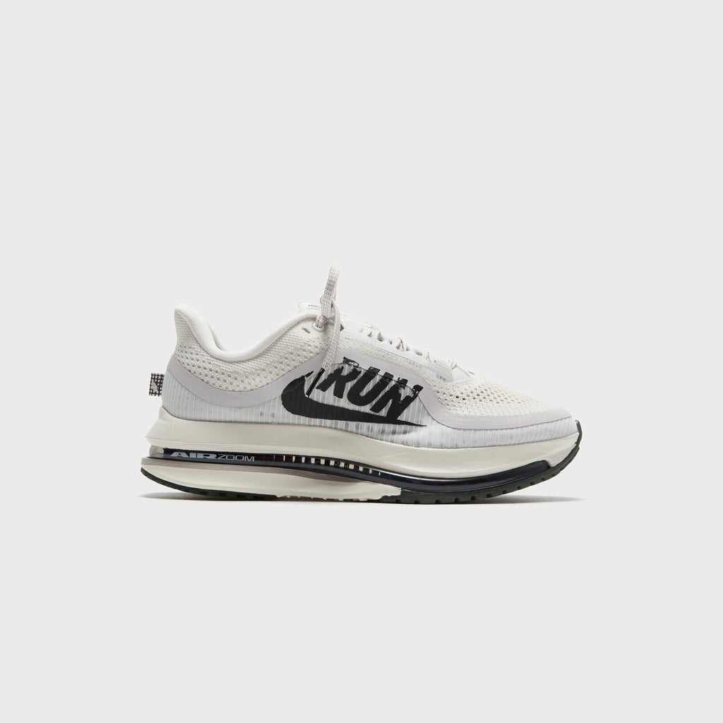 Nike Pegasus Premium - Platinum Tint / Black / Sail / College Grey