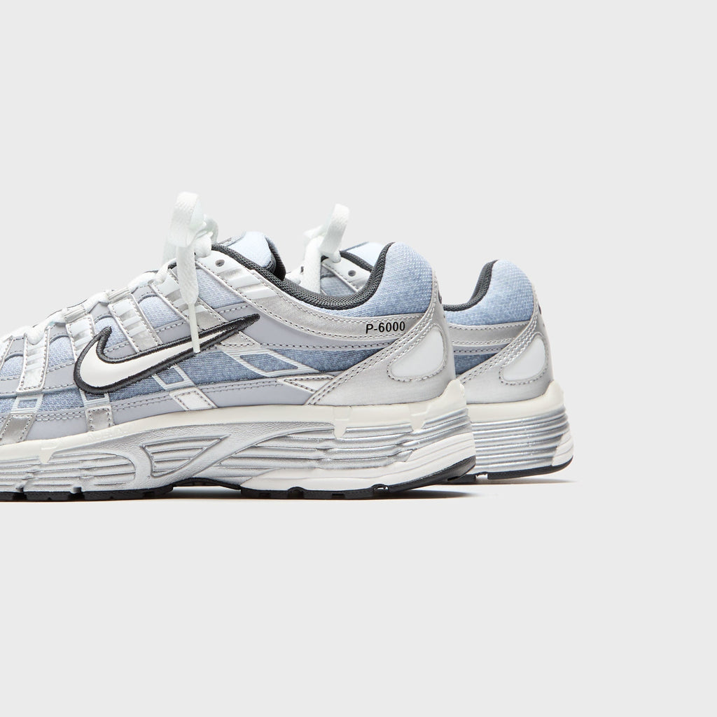 Nike P-6000 - Metallic Silver / Summit White / Wolf Grey