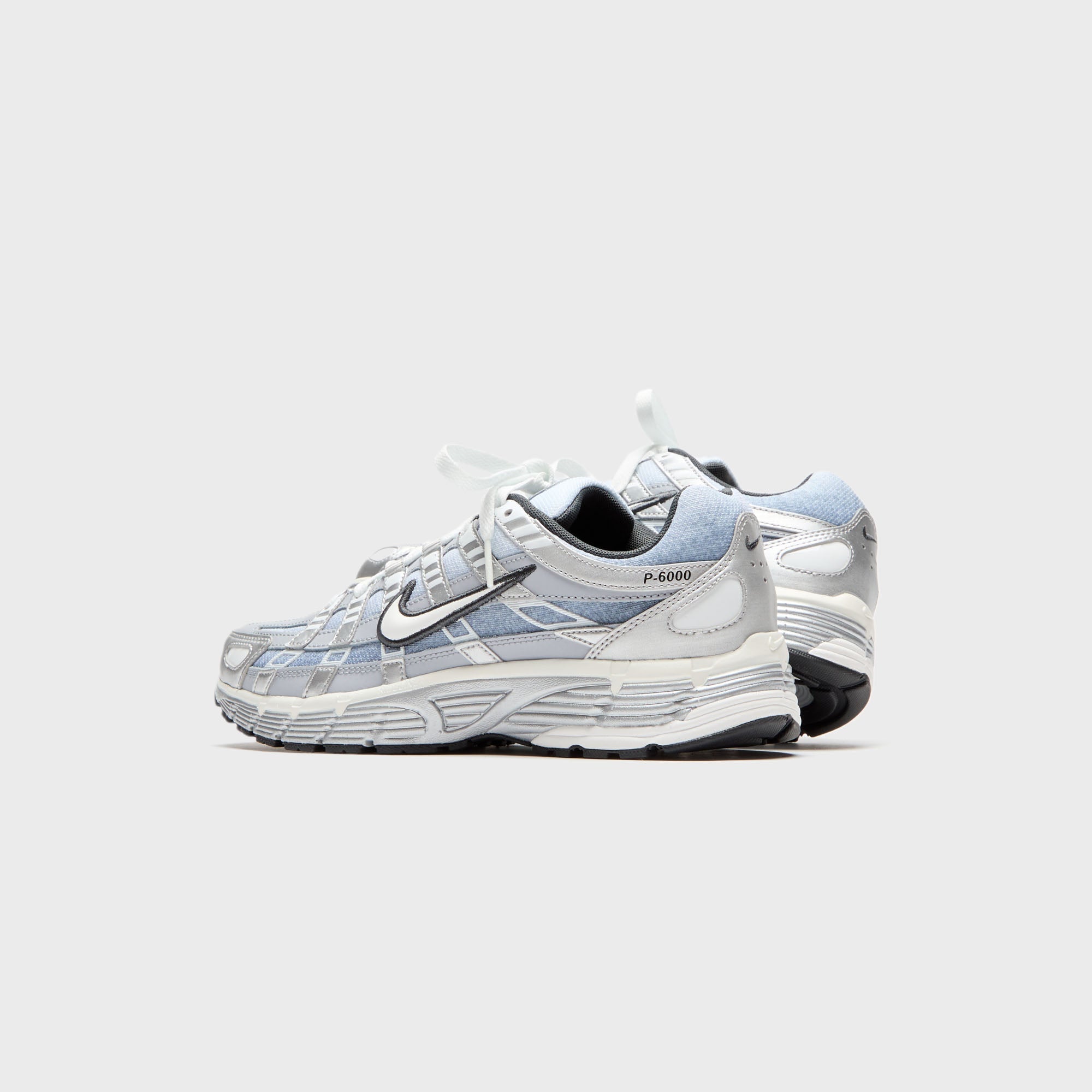 Nike P-6000 - Metallic Silver / Summit White / Wolf Grey