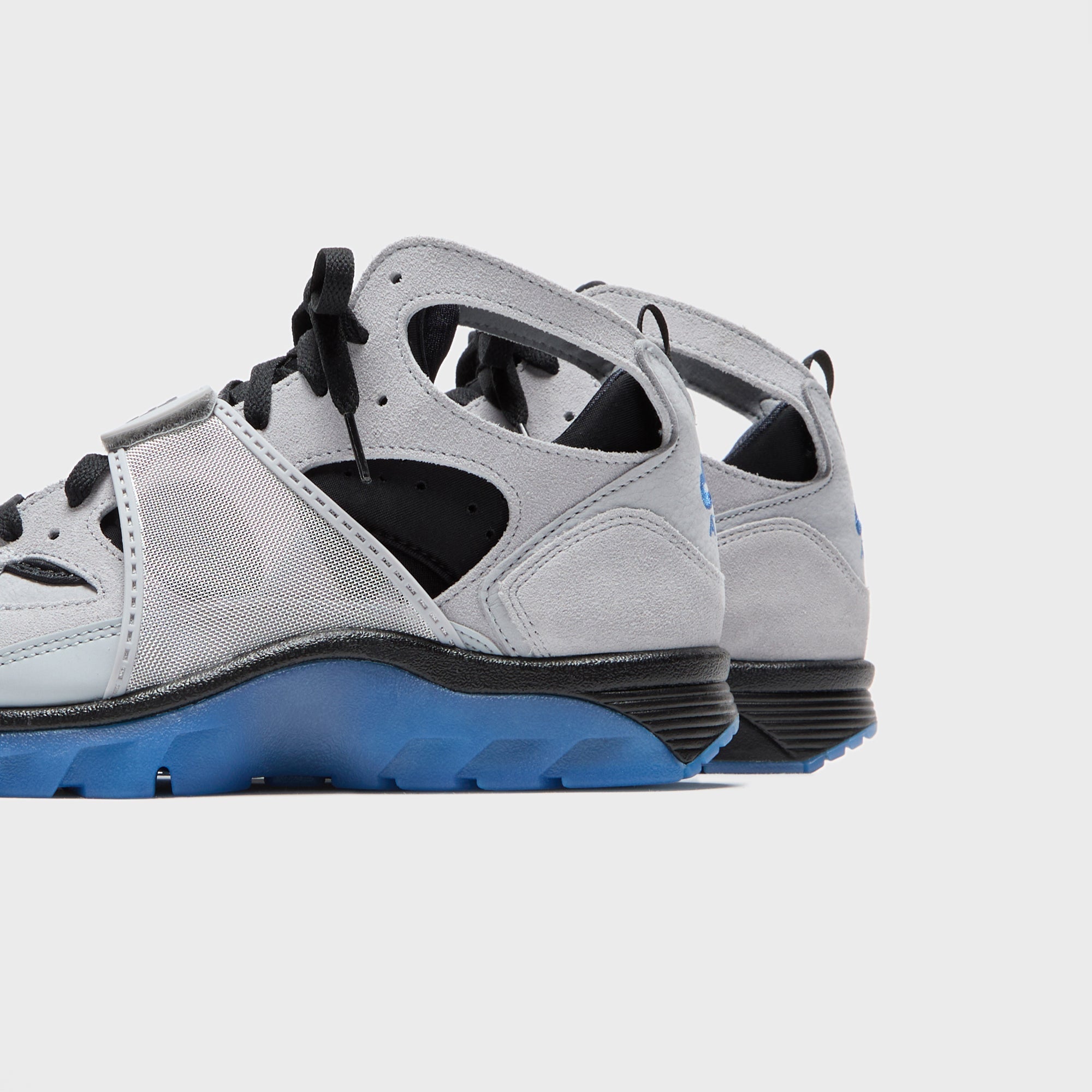 Nike Air Trainer Huarache - Wolf Grey / Star Blue / Black