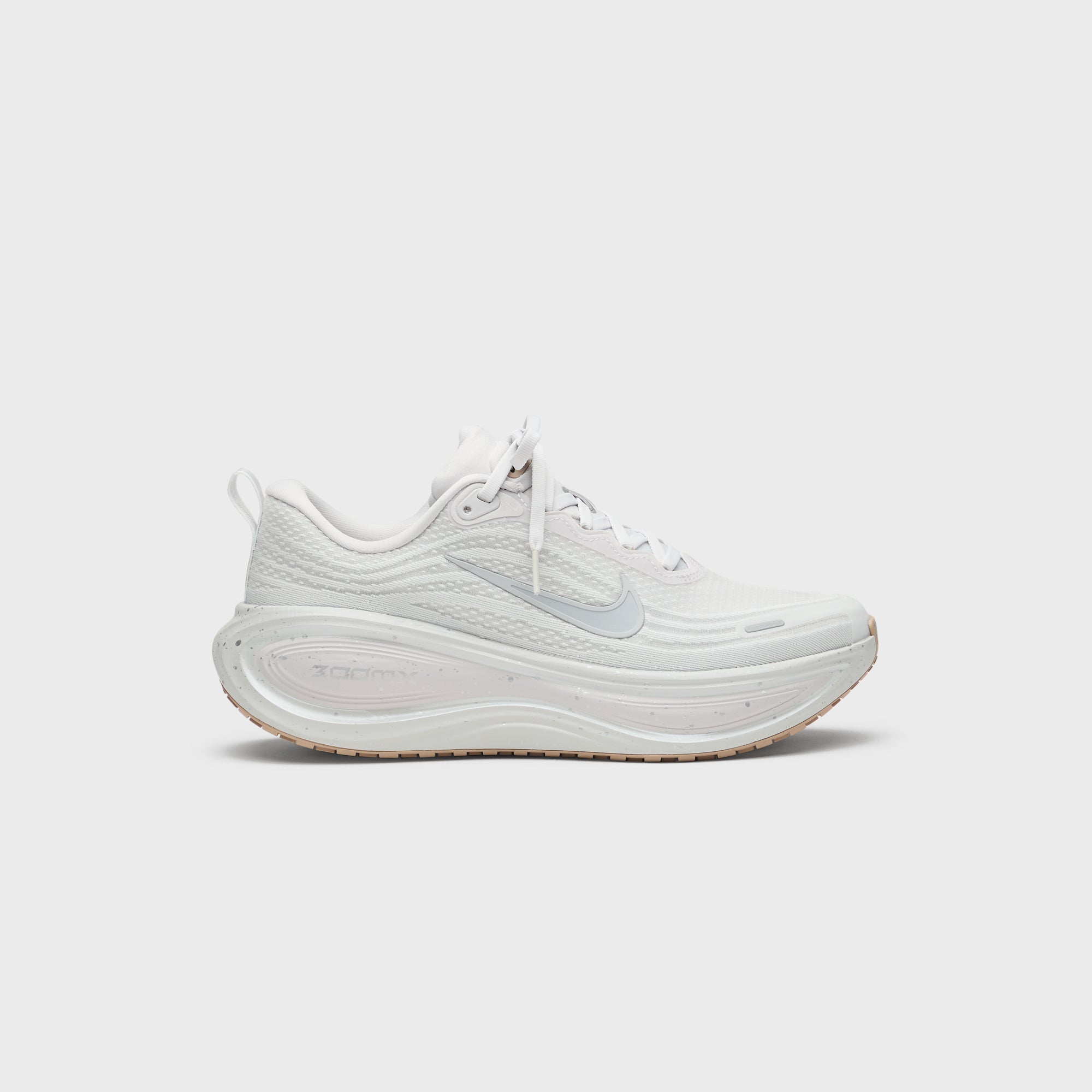 Nike Vomero Plus - Vast Grey / Wolf Grey / Off White