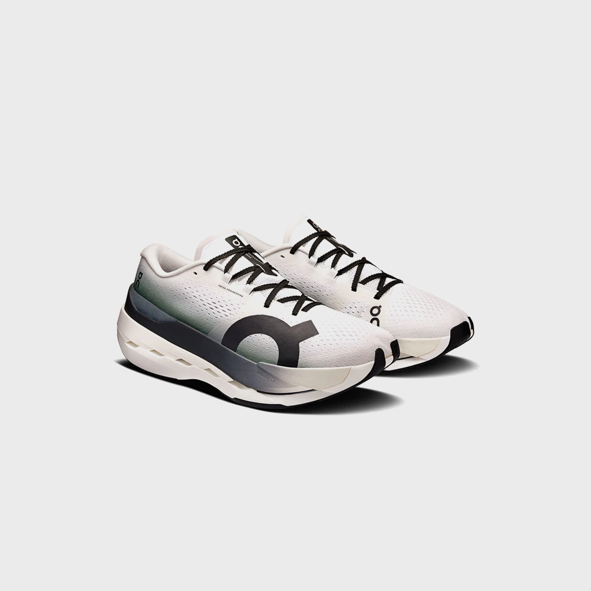 On Running Cloudboom Max - White / Black