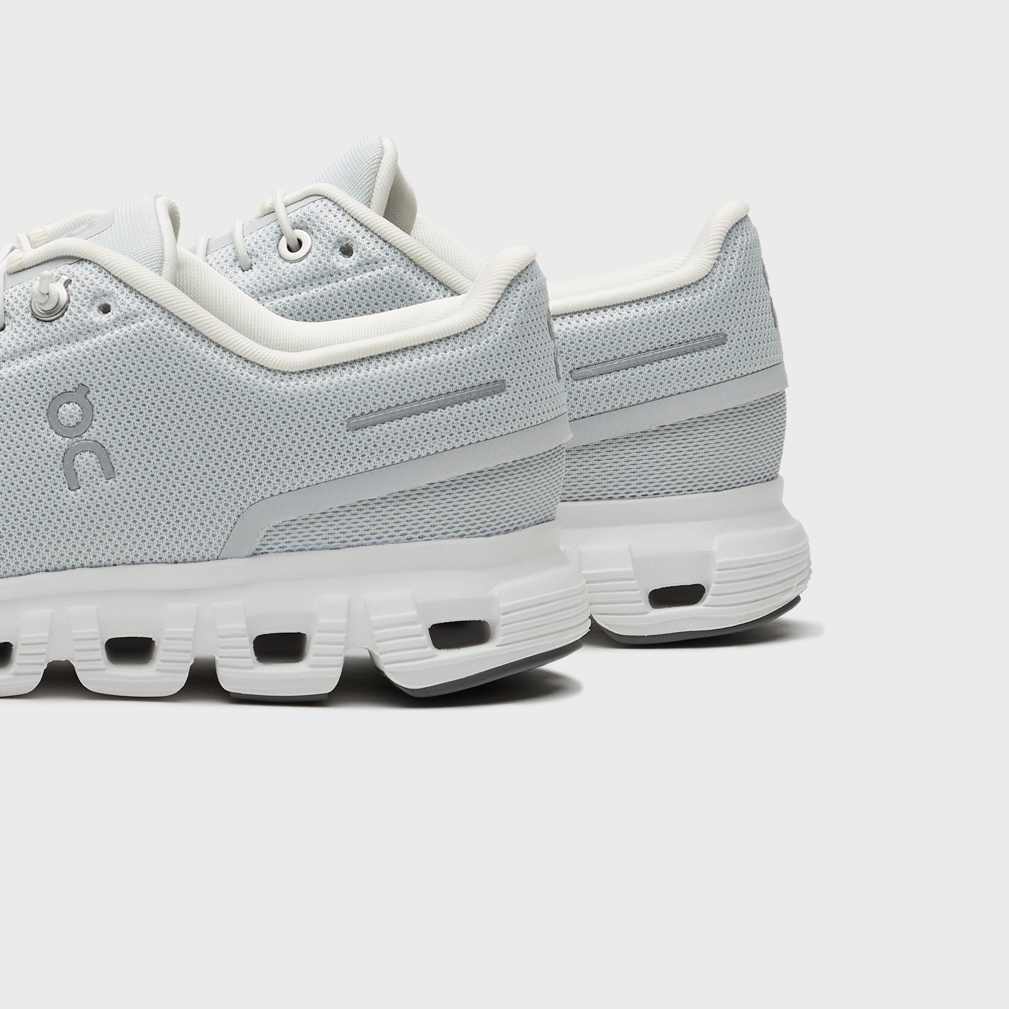 On Running WMNS Cloud 6 - Glacier / White