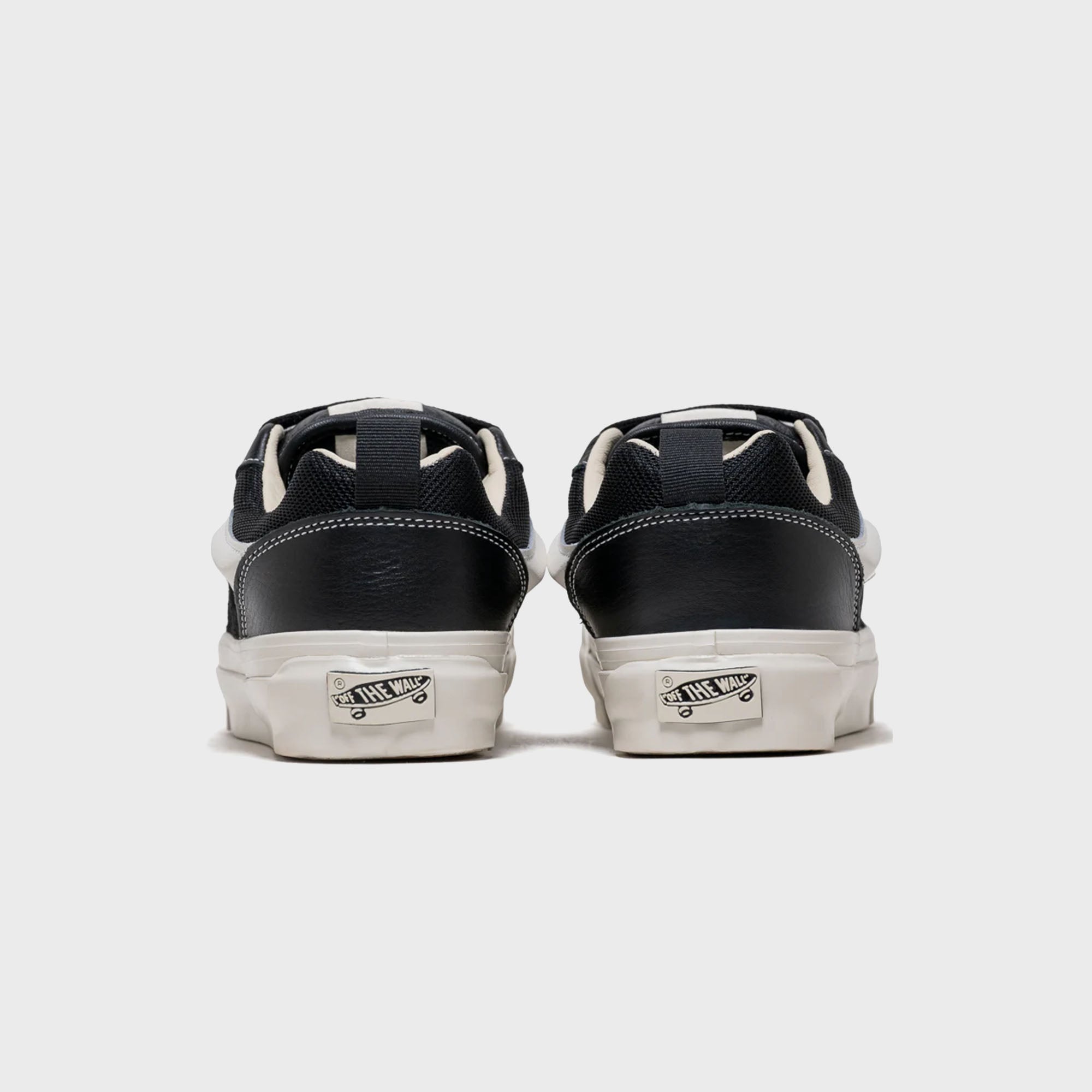 VANS LX Knu Skool - Black