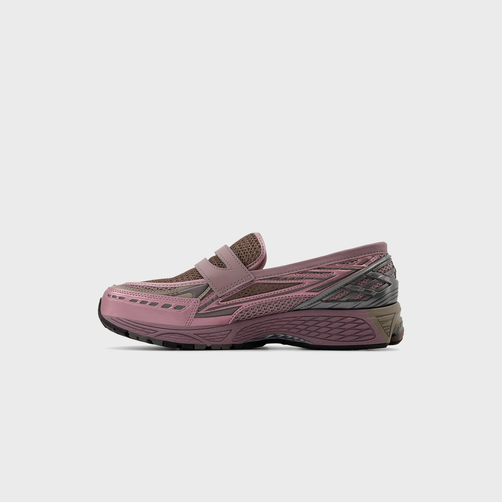 New Balance 1906 Loafer - Pink /  Metallic Silver