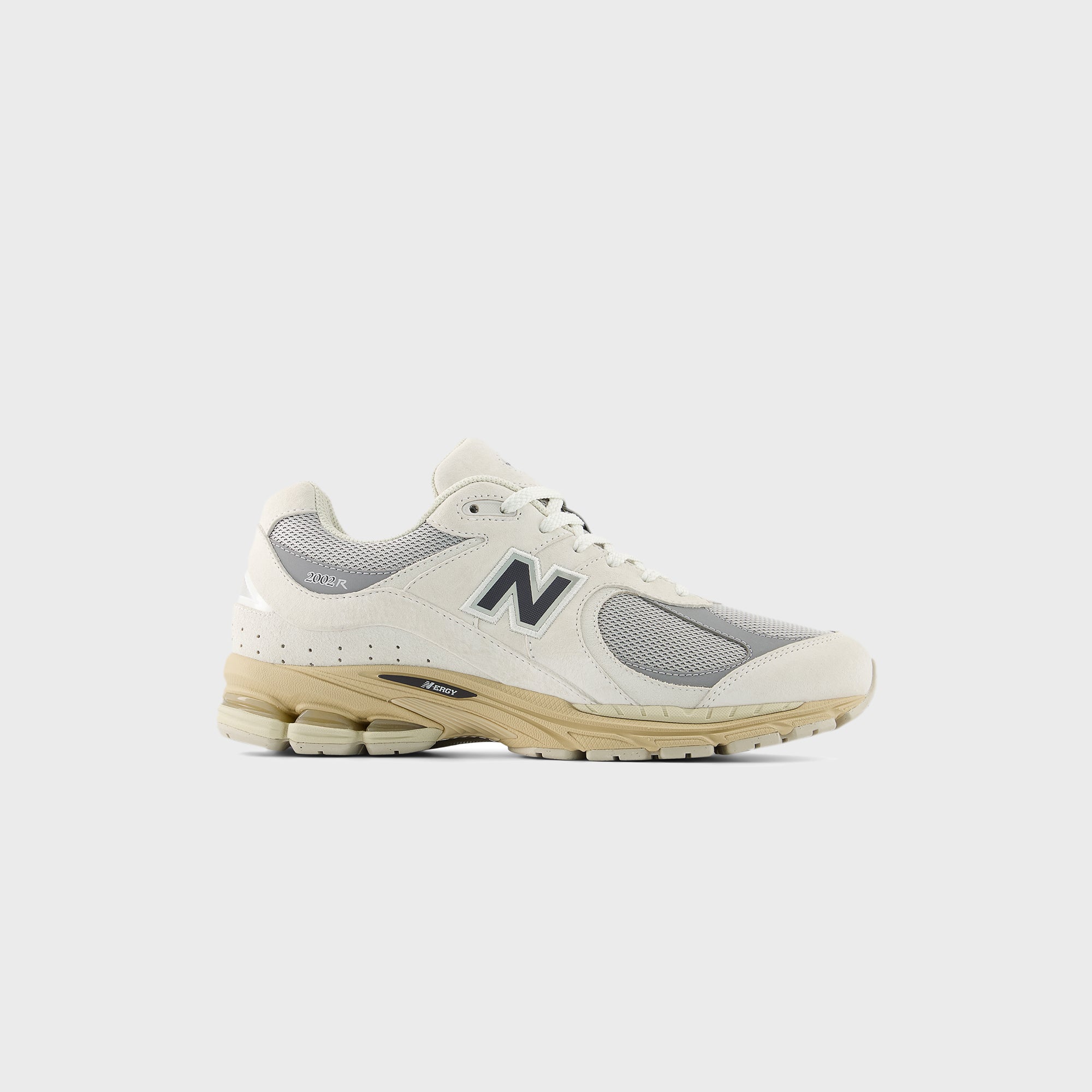 New Balance 2002R - Linen / Rain Cloud / Black Cement