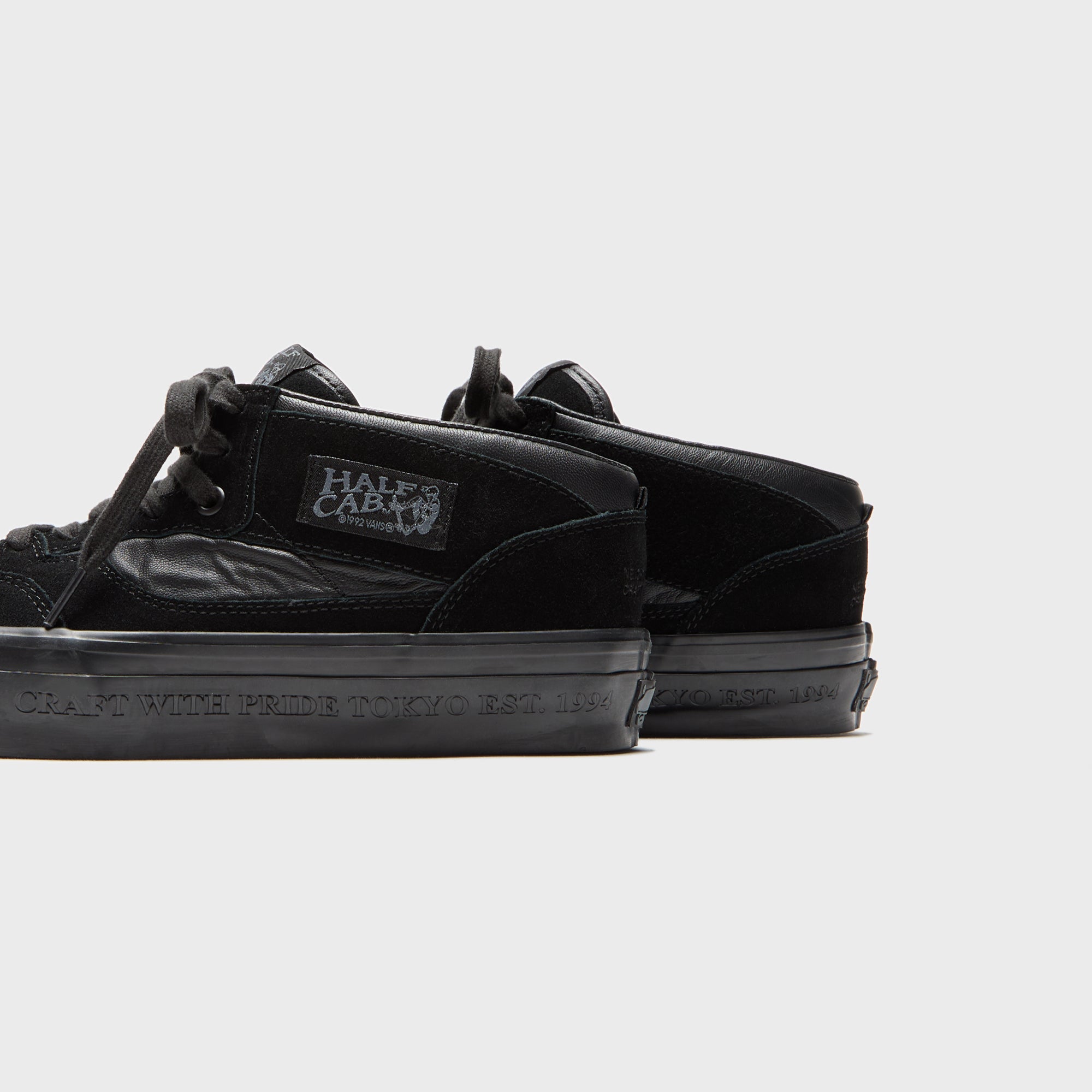 VANS x Neighborhood OTW Half Cab 33 - Black