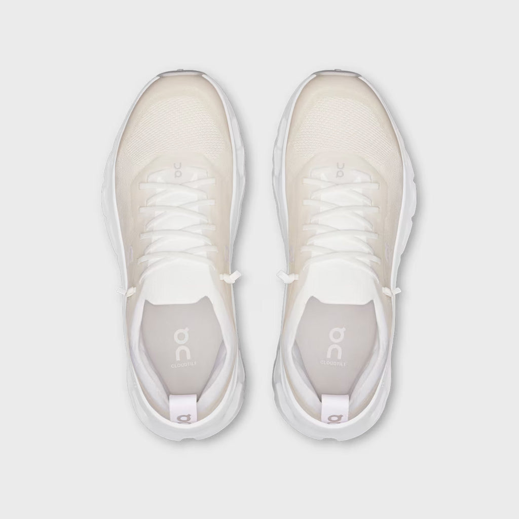 On Running WMNS Cloudtilt Moon - White / Frost
