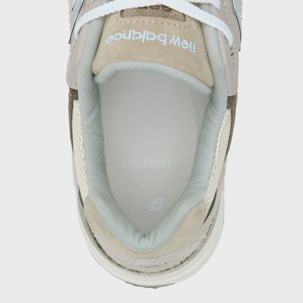 New Balance Made in USA 992 - Moonrock / Mushroom