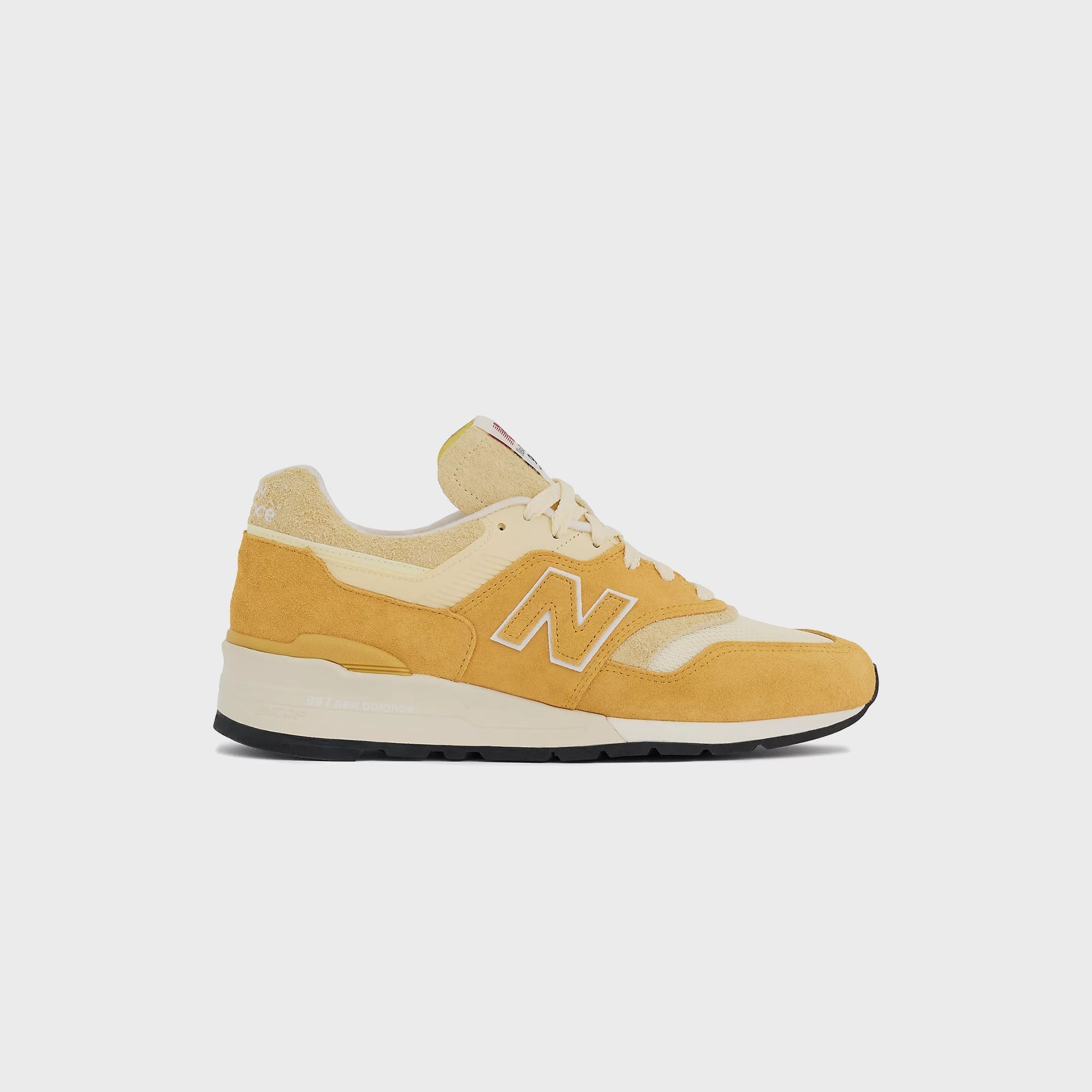 New Balance Made in USA 997 - Dried Apricot / Calcium / White